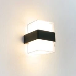 10W Stylish Rectangle Vertical LED OutDoor Wall Light -Lighting Fixtures Shop 1 4 3