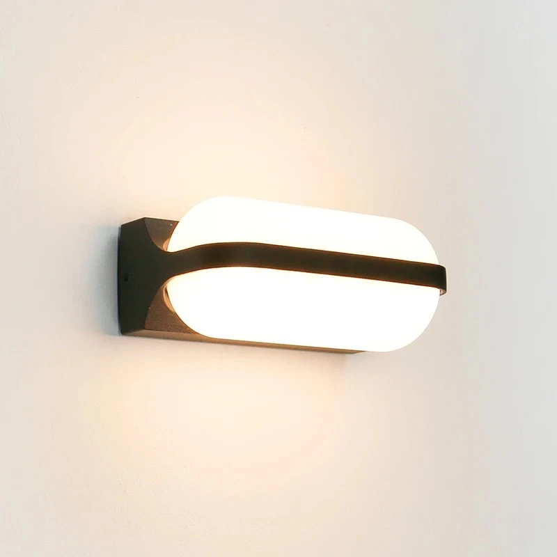 Vintage Round LED OutDoor Wall Light 6 Vintage Round LED OutDoor Wall Light - Image 4