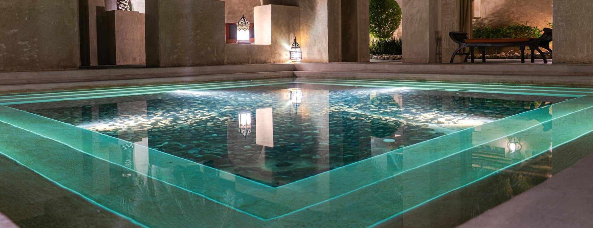 Lighting Fixtures Shop -Lighting Fixtures Shop pexels jdgromov 7974836